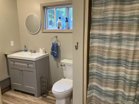 Bath - 5341 Ferndale, Harrison, MI 48625 photo 1 of 1