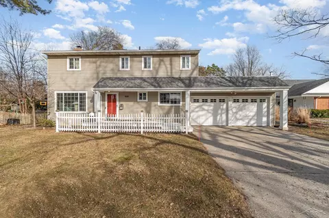1820 Wilson, Saginaw, MI 48638