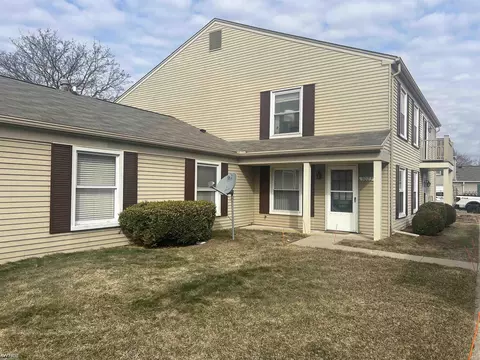 3023 Maplewood, Lake Orion, MI 48360