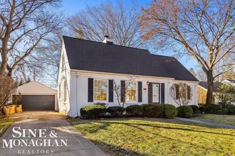 773 Hawthorne, Grosse Pointe Woods, MI 48236 photo 37