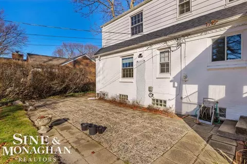 773 Hawthorne, Grosse Pointe Woods, MI 48236 photo 32
