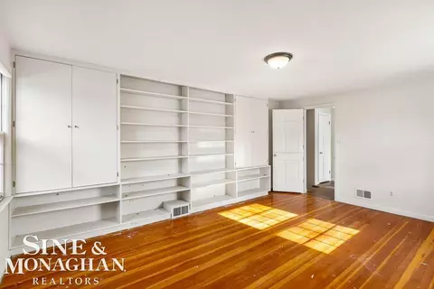 773 Hawthorne, Grosse Pointe Woods, MI 48236 photo 24