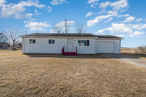 1521 W Beaver, Auburn, MI 48611