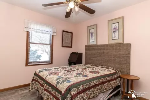8666 Tanglewood, Temperance, MI 48182 photo 20
