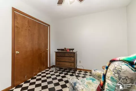 8666 Tanglewood, Temperance, MI 48182 photo 23