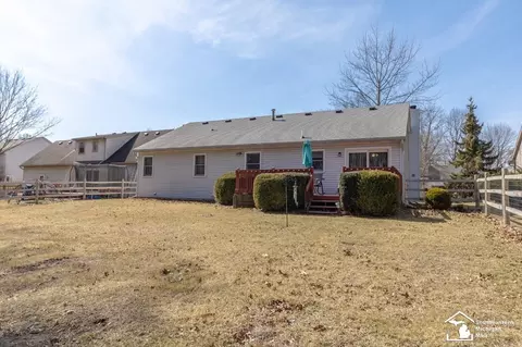 8666 Tanglewood, Temperance, MI 48182 photo 28