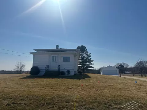 6868 Dixie, Bridgeport, MI 48722