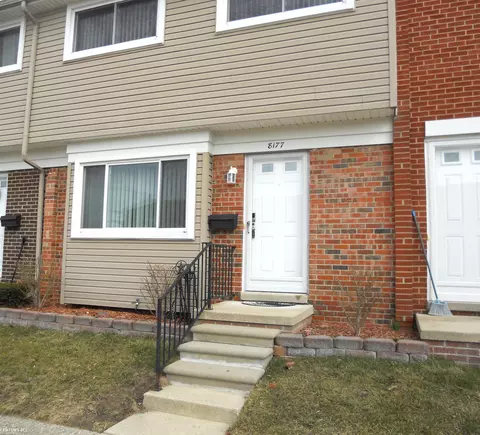 8177 Farnum, Warren, MI 48093
