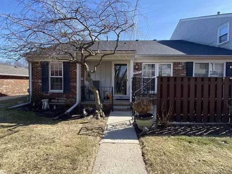 39543 Heatherheath, Clinton Township, MI 48038