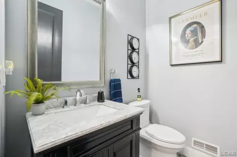 Bath - 7026 Sanctuary, Jackson, MI 49201 photo 3 of 4