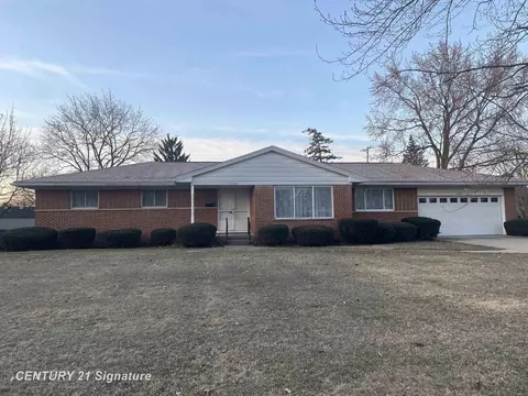 12904 Via Catherina, Grand Blanc, MI 48439