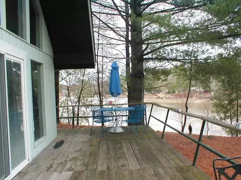 Exterior - 511 Rivers, Gladwin, MI 48624 photo 4 of 7