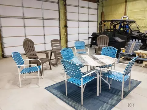 4861 Forest, Harrison, MI 48625 photo 3