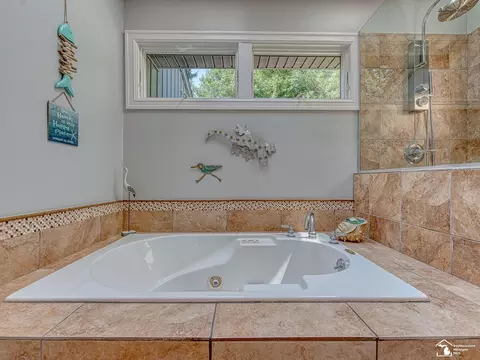 850 E Hurd, Monroe, MI 48162 photo 24