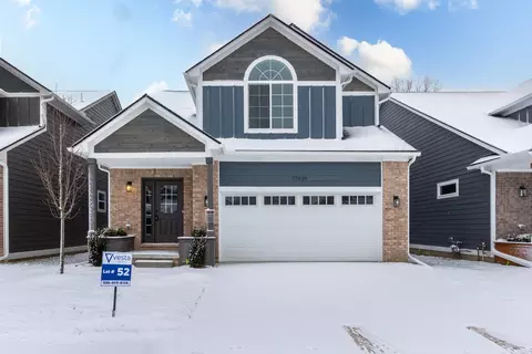 27626 Maryjane Ln E, Chesterfield, MI 48047