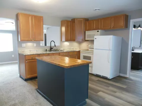 Kitchen - 5143 Apache, Harrison, MI 48625 photo 1 of 3