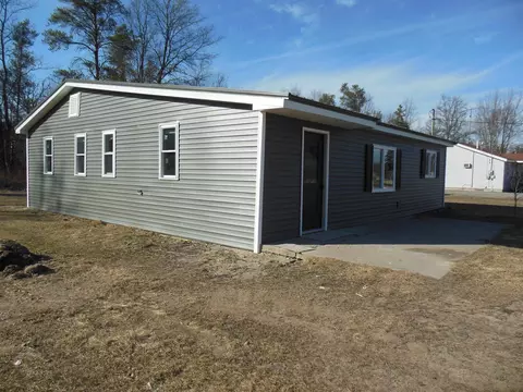 Exterior - 5143 Apache, Harrison, MI 48625 photo 6 of 6