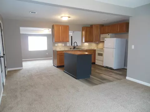Kitchen - 5143 Apache, Harrison, MI 48625 photo 3 of 3