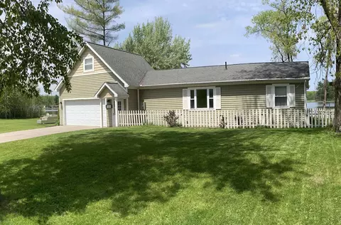 1896 Lakewood, Gladwin, MI 48624