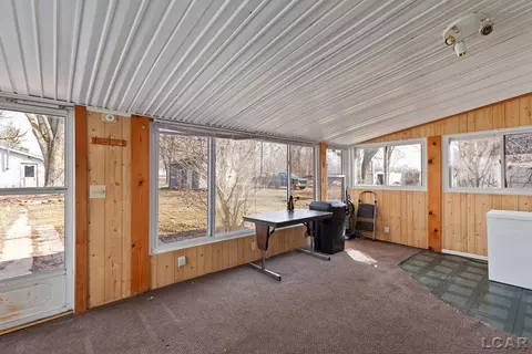 Exterior - 338 E Main, Hudson, MI 49247 photo 2 of 9