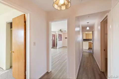 Entry Way - 338 E Main, Hudson, MI 49247 photo 1 of 1