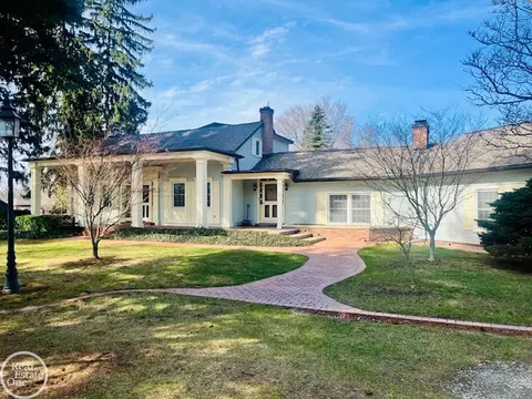 4384 North Riv, Clyde, MI 48049