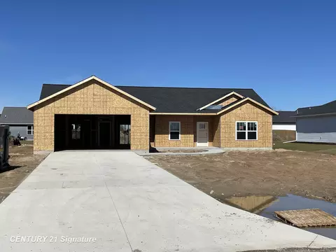 10160 Sarle, Freeland, MI 48623
