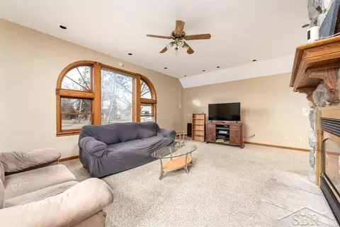 Living - 1041 Chatterton, Gladwin, MI 48624 photo 1 of 3