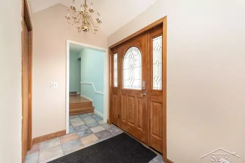 Entry Way - 1041 Chatterton, Gladwin, MI 48624 photo 1 of 2