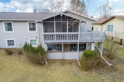 Exterior - 1041 Chatterton, Gladwin, MI 48624 photo 5 of 7