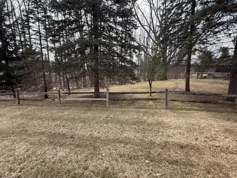 615 Kemp, Gladwin, MI 48624 photo 6