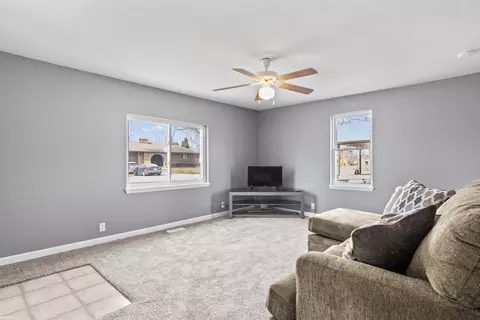 106 S Hunter St, Capac, MI 48014 photo 7