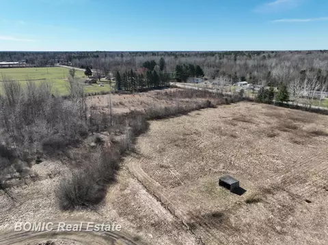 00 Oak, Vassar, MI 48768 photo 7