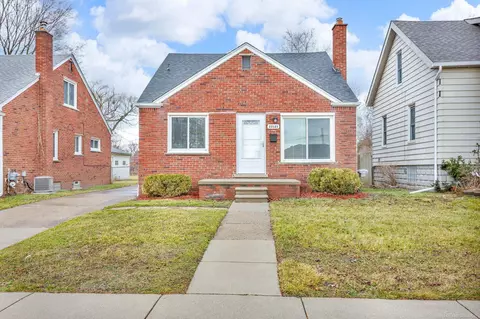 23121 Hayes, Eastpointe, MI 48021