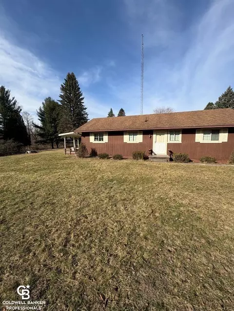 575 N Huron Vw, Carsonville, MI 48419