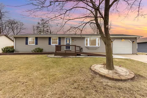 3216 Fuller, Midland, MI 48642