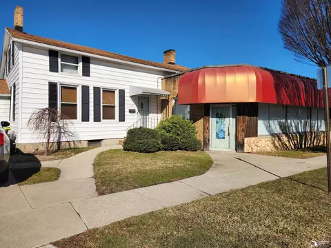 227 E Front, Monroe, MI 48161