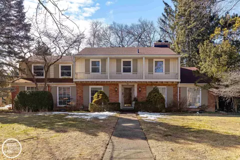 161 Stephens, Grosse Pointe Farms, MI 48236