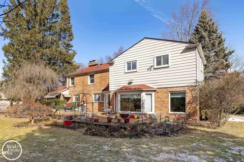 Exterior - 161 Stephens, Grosse Pointe Farms, MI 48236 photo 4 of 16