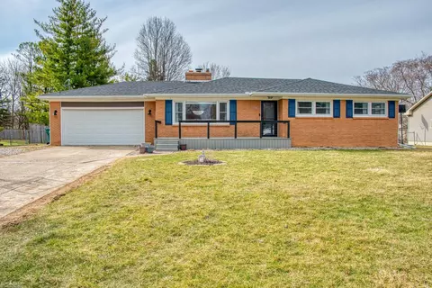 697 Hollywood, Owosso, MI 48867