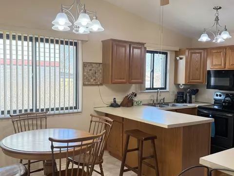 4131 Dickson, Sterling Heights, MI 48310 photo 12