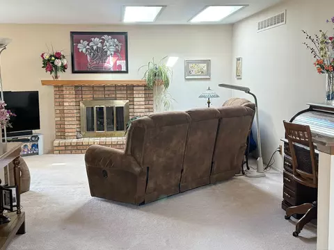 4131 Dickson, Sterling Heights, MI 48310 photo 6