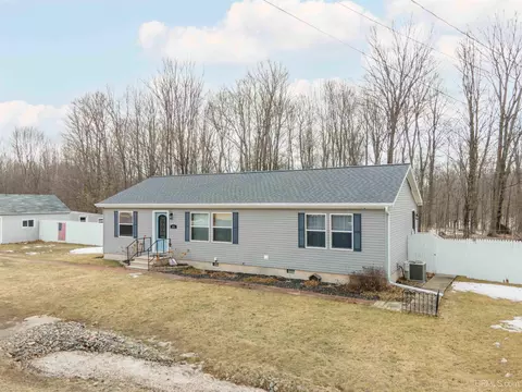 151 Tobin Alpha, Crystal Falls, MI 49920