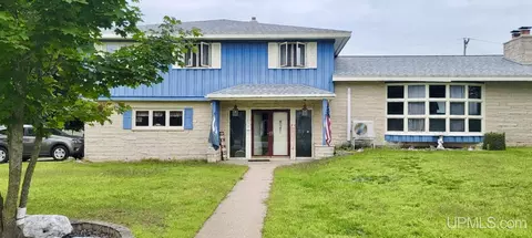 1312 W C, Iron Mountain, MI 49801