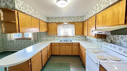 8960 N Custer, Monroe, MI 48162 photo 10