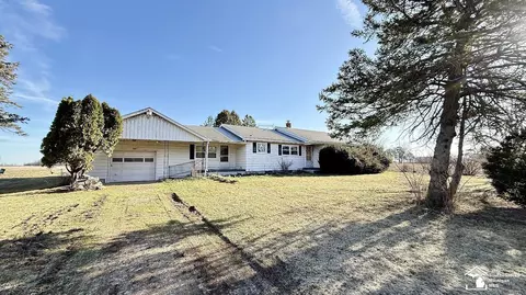 8960 N Custer, Monroe, MI 48162