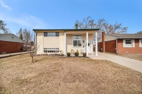 30952 Birchwood, Westland, MI 48186