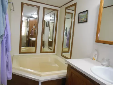 2521 Cherry Grv, Harrison, MI 48625 photo 23
