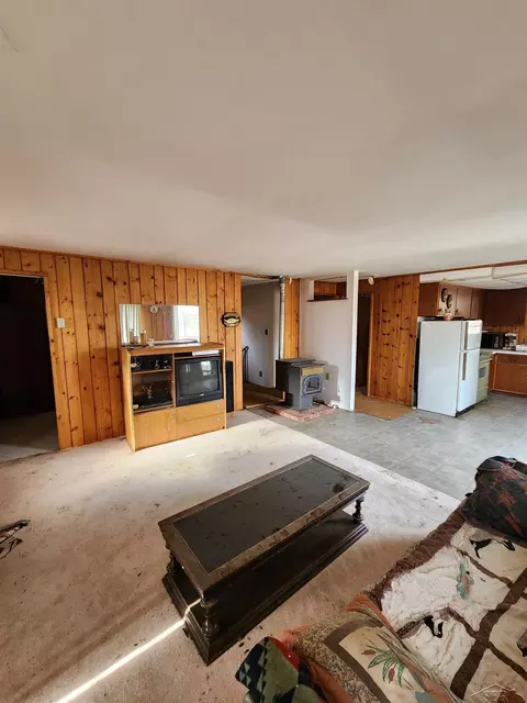 1496 Center, Gladwin, MI 48624 photo 9
