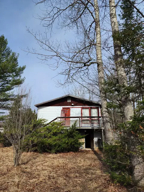 1496 Center, Gladwin, MI 48624